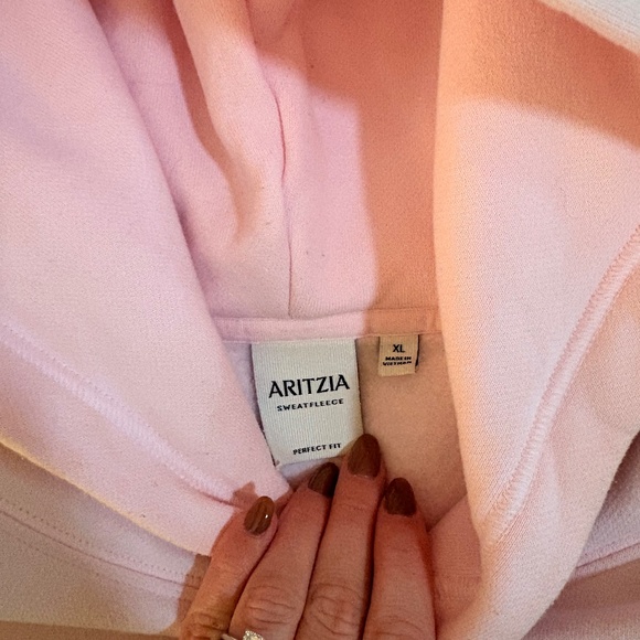 SOLD Aritzia villa pink hoodie - Picture 3 of 3